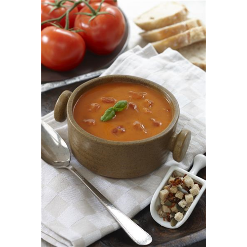 Cremige Tomatensuppe mit Croutons